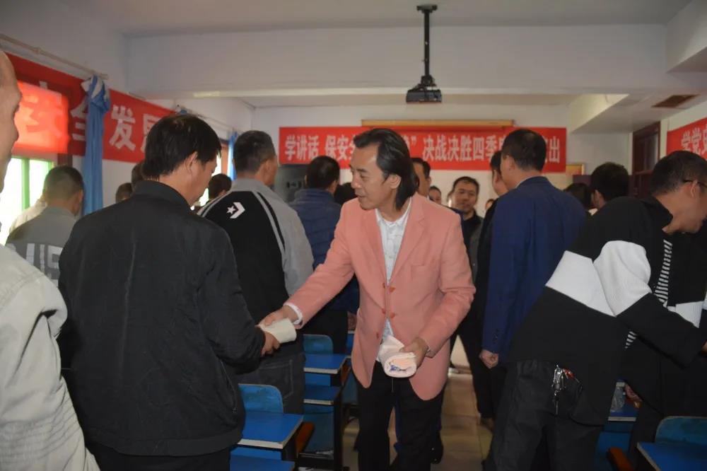 de70e2d42da14bb39aecf0829a1181f4.jpg de70e2d42da14bb39aecf0829a1181f4.jpg