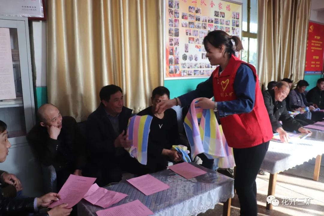 15de1c7602f94ab3bdeecd77f0bbcd0a.jpg 15de1c7602f94ab3bdeecd77f0bbcd0a.jpg