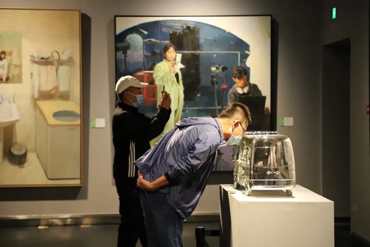 青展巡展圖1.jpg