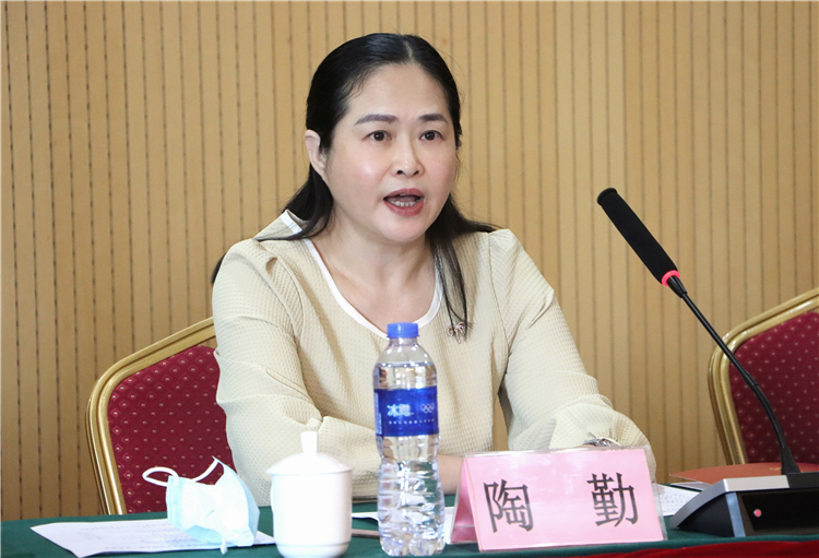 2 陶勤書記.jpg 2 陶勤書記.jpg