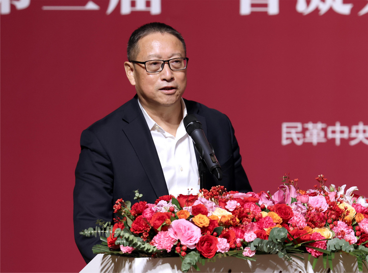 4.全國政協副主席、民革中央常務副主席鄭建邦講話并宣布展覽開幕.png 4.全國政協副主席、民革中央常務副主席鄭建邦講話并宣布展覽開幕.png