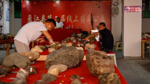 道中華:探尋“南方絲綢之路”上的文明交往印記 道中華:探尋“南方絲綢之路”上的文明交往印記