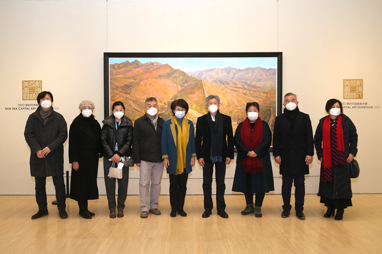 11參加開幕式的領導嘉賓及部分作者合影 (2).jpg