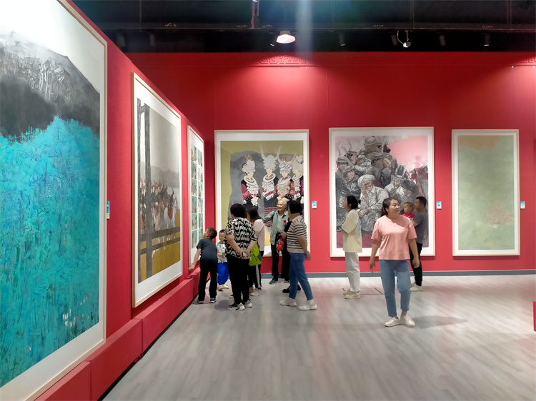 5.展覽現(xiàn)場.jpg 5.展覽現(xiàn)場.jpg